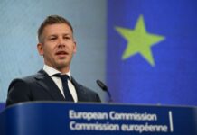 Magyar Péter: Magyarország visszakérné az eddig kiszabott menekültügyi bírságot