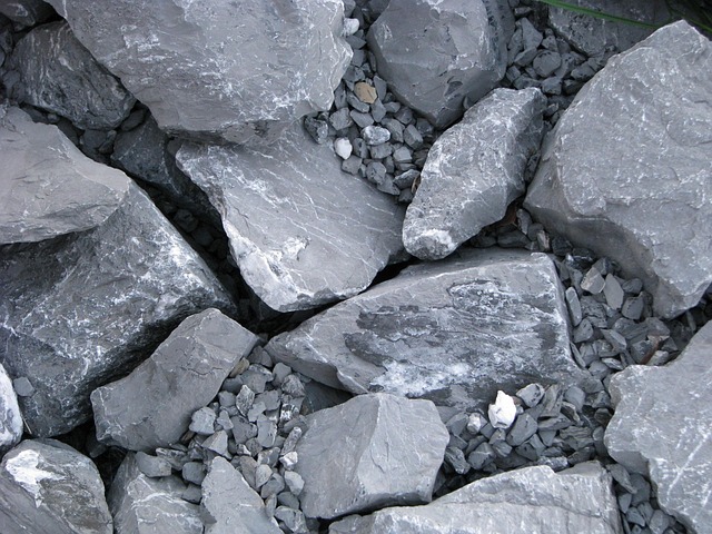 kő