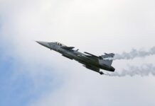 Lezuhant egy Gripen Szolnoknál