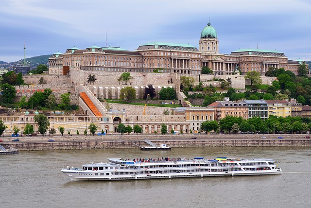 veronikasz-budapest-2637906_640